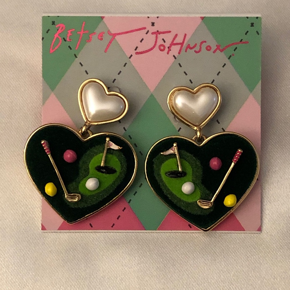 Betsey Johnson Faux Pearl Gold Tone & Green Felt Golf Heart Drop Earrings NWT